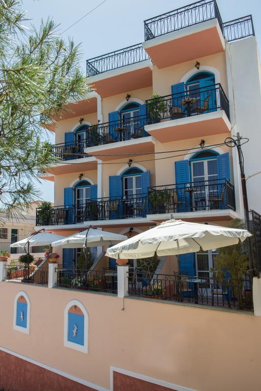 Poros Town Maria Studios מראה חיצוני תמונה