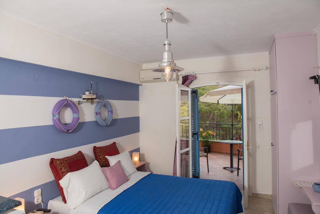 Poros Town Maria Studios חדר תמונה
